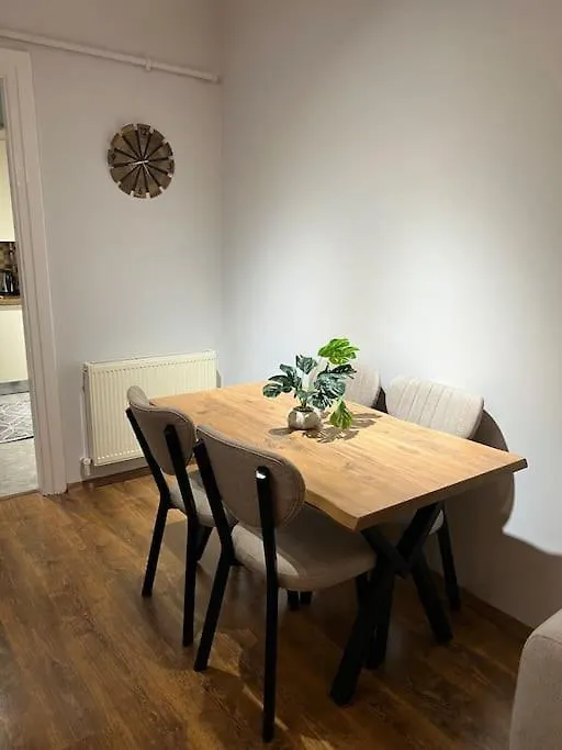 Peaceful And Perfectly Located Apartment In Cihangir Istanbul