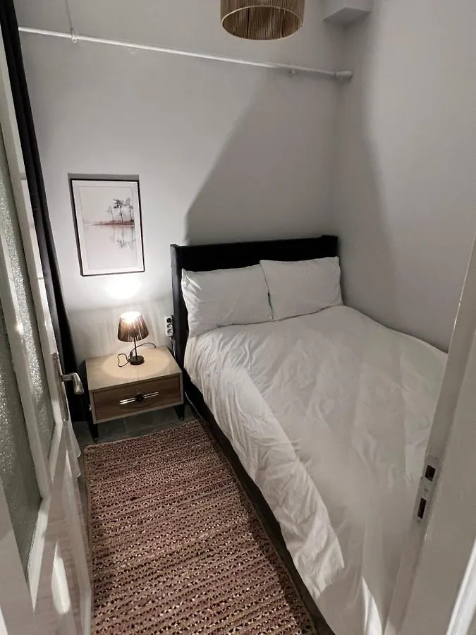 Peaceful And Perfectly Located Apartment In Cihangir Istanbul