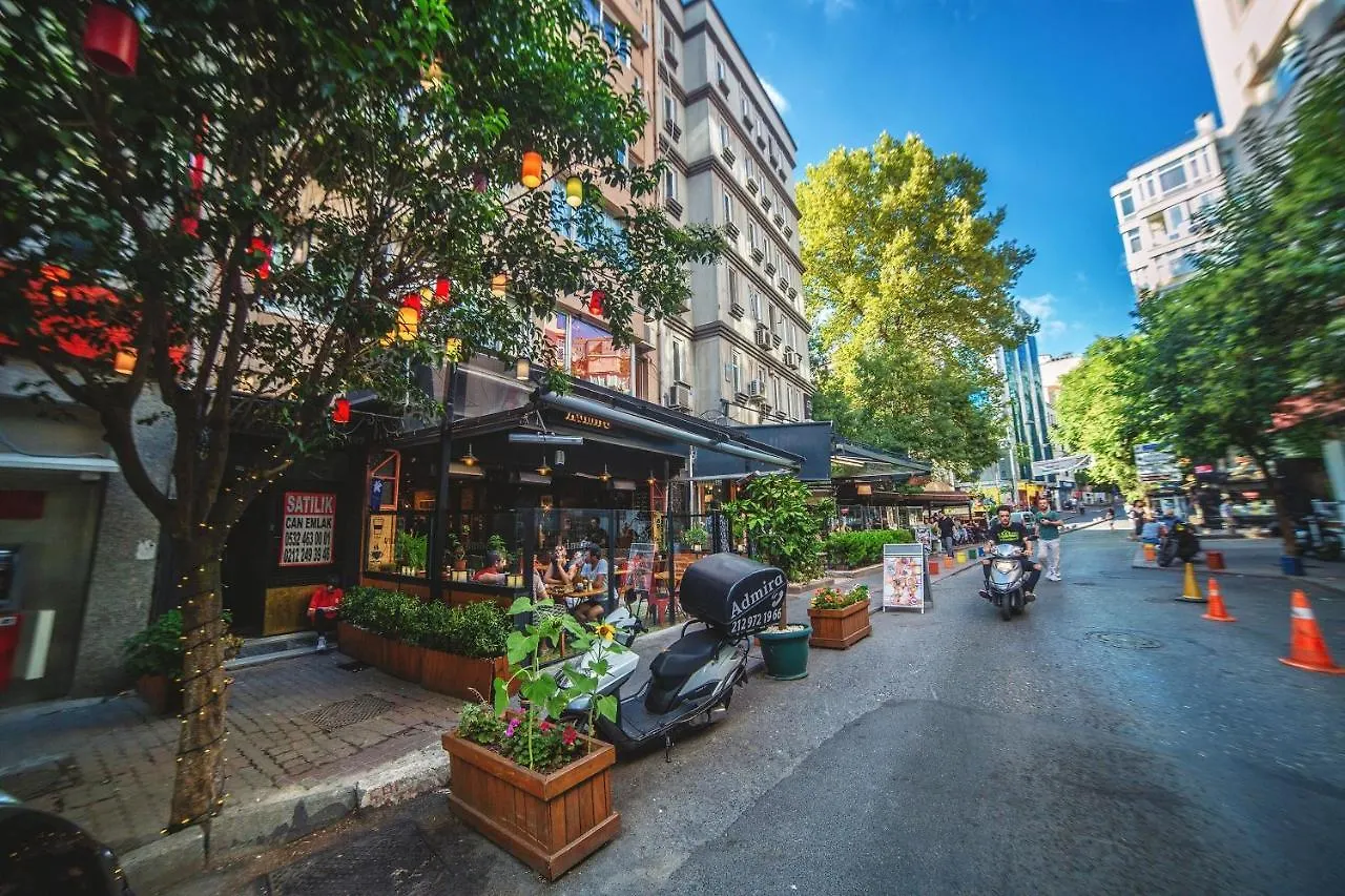 Peaceful And Perfectly Located Apartment In Cihangir Istanbul 0*,  Turkey